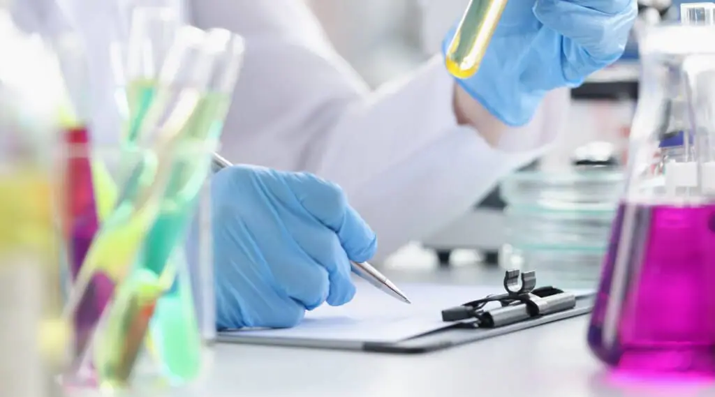 Laboratory Data Management from Labworks